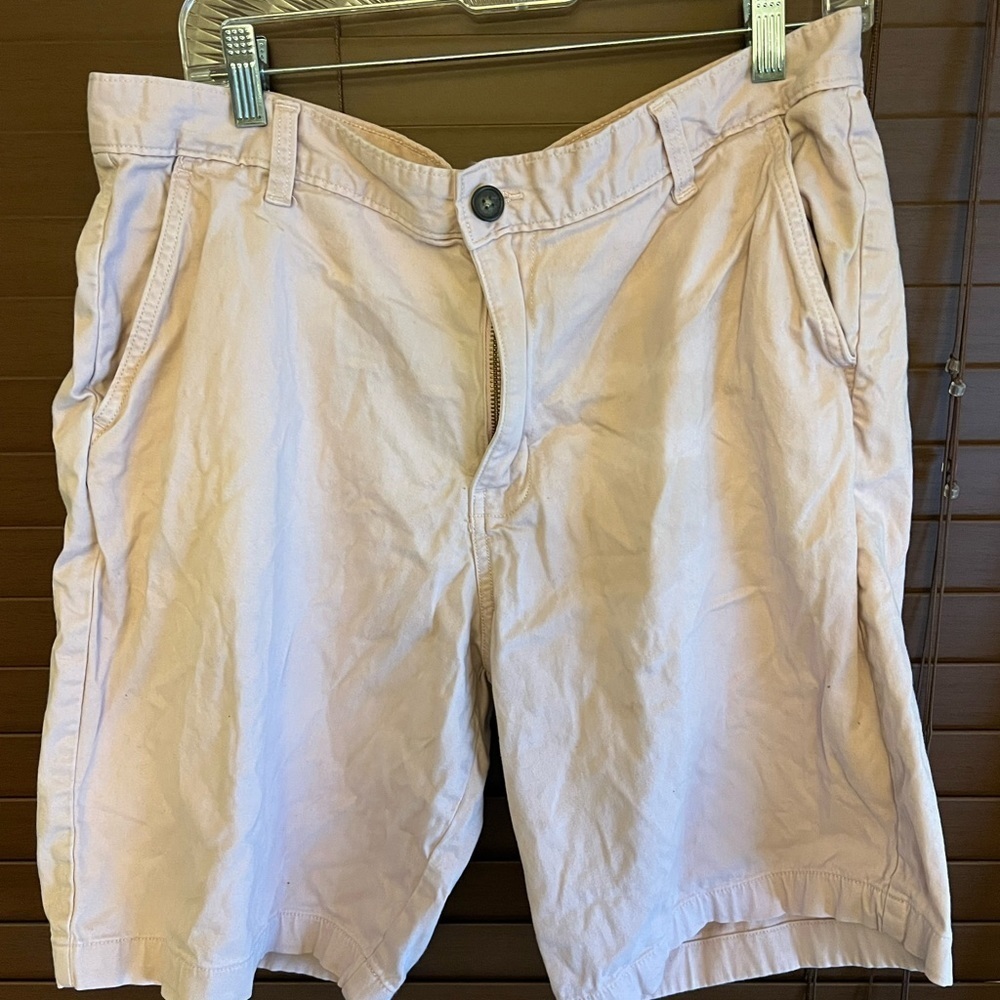 Light pink men’s shorts